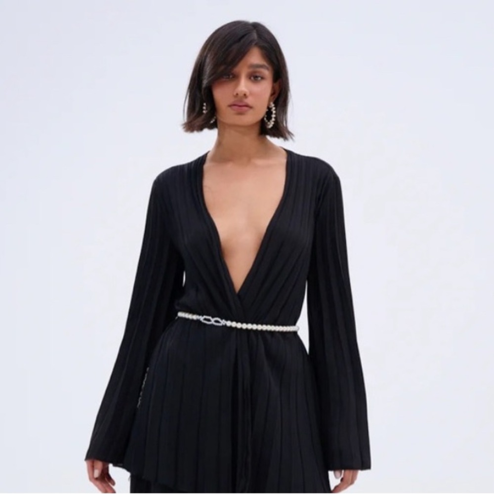 Elegant Black Pleated Blouse